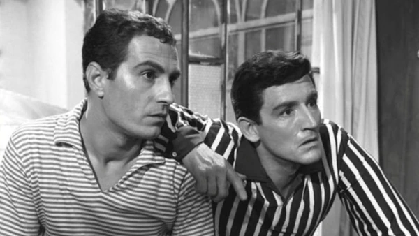 Nino Manfredi e Vittorio Gassman
in "Audace colpo dei soliti ignoti" di Nanni Loy
